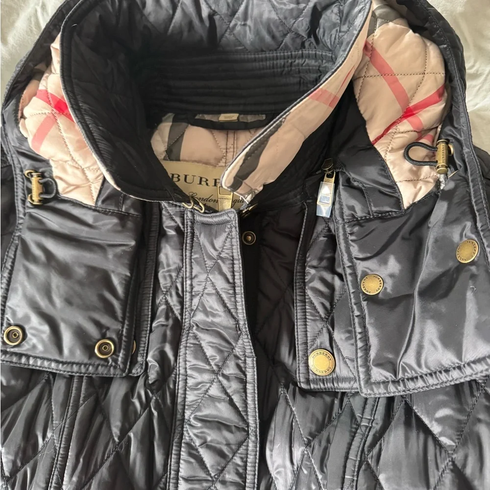 Burberry Black Quilted Belted Trench Jacket - Picture 6 of 8